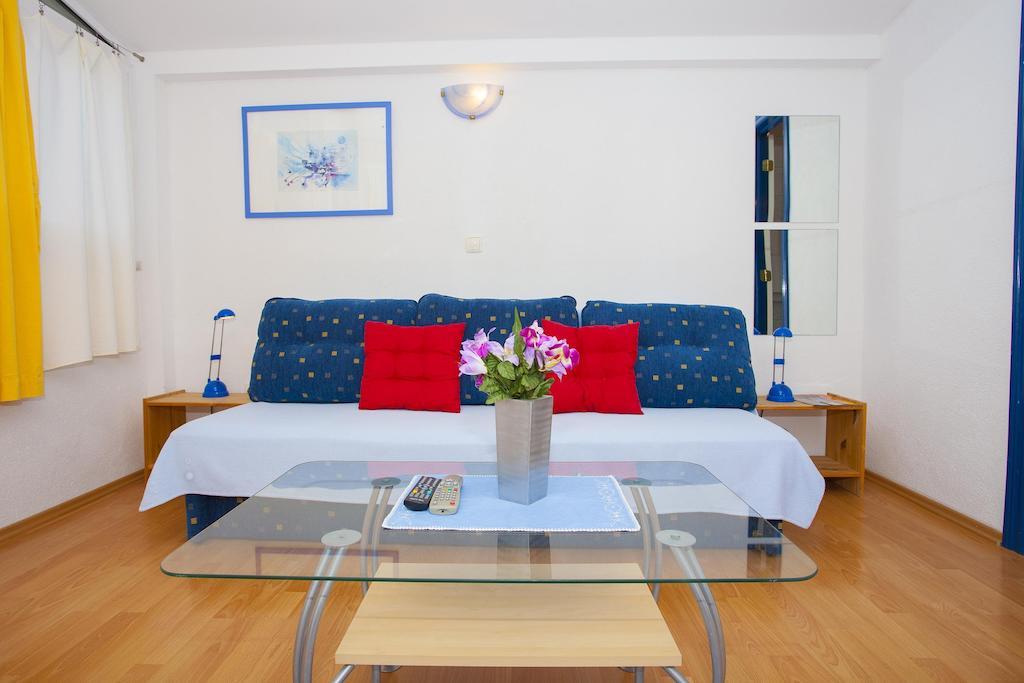 Apartments Villa Jarak Makarska Chambre photo