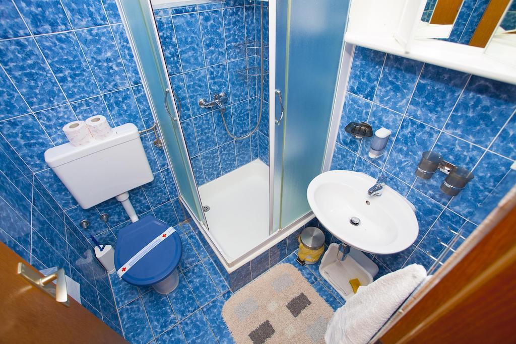 Apartments Villa Jarak Makarska Chambre photo